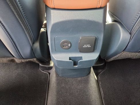 Used 2024 Ford Maverick Lariat FWD image 15