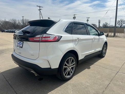 Certified 2023 Ford Edge Titanium image 5