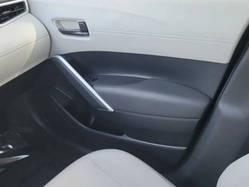 Certified 2025 Toyota Corolla Cross L FWD image 12