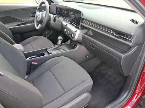 Used 2026 Hyundai Kona SE FWD image 15