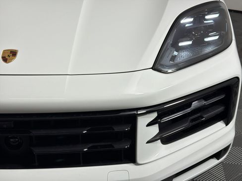 Used 2026 Porsche Cayenne Coupe AWD/4WD image 11