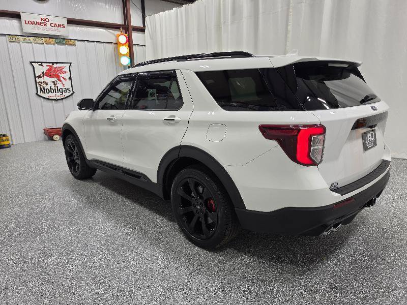 Used 2020 Ford Explorer ST w/ ST Street Pack AWD/4WD image 4