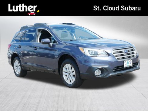 Used 2017 Subaru Outback 2.5i Premium AWD/4WD image 1