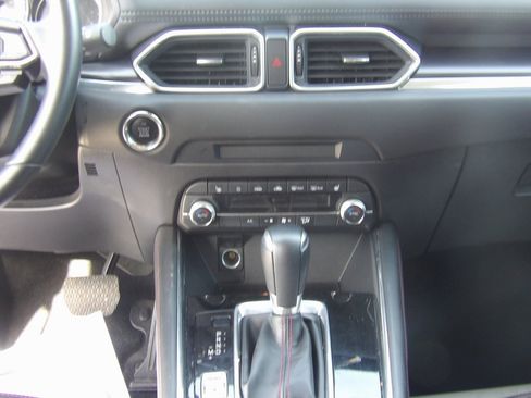 Used 2024 MAZDA CX-5 Carbon Edition image 21