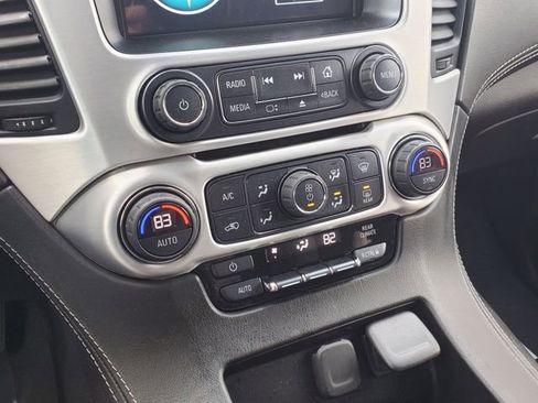 Certified 2019 GMC Yukon SLE image 33