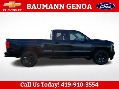Used 2017 Chevrolet Silverado 1500 W/T w/ Black Out Edition AWD/4WD image 6