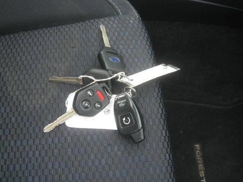 Used 2016 Subaru Forester 2.5i Premium w/ All-Weather Package image 20