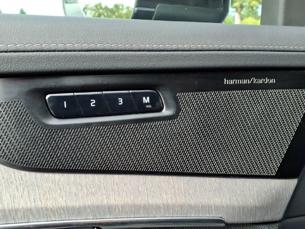 Certified 2026 Volvo XC90 B6 Ultra AWD/4WD image 11
