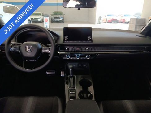 Used 2024 Honda Civic Sport image 5