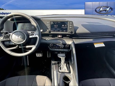 Certified 2026 Hyundai Elantra Sport FWD image 5