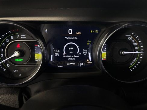 Used 2023 Jeep Wrangler Unlimited Rubicon 4xe image 18