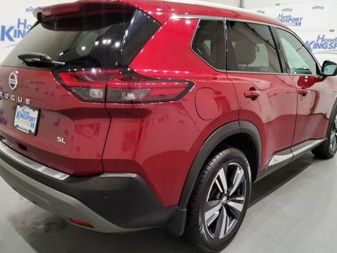 Used 2021 Nissan Rogue SL FWD image 3