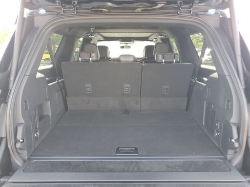 New 2027 Lincoln Navigator L Reserve w/ Jet Appearance Package AWD/4WD image 32