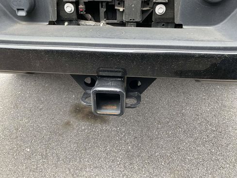 Used 2022 GMC Sierra 1500 AT4 w/ AT4 Premium Package image 10