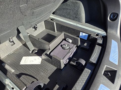 Used 2017 Cadillac XT5 Platinum image 58