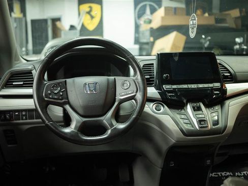 Used 2024 Honda Odyssey EX-L image 19
