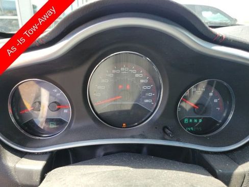 Used 2011 Dodge Avenger Heat FWD image 9