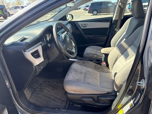Used 2014 Toyota Corolla LE FWD image 10