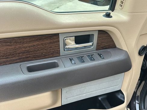 Used 2013 Ford F150 Lariat w/ Mid Equipment Group AWD/4WD image 19
