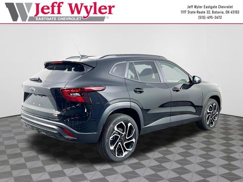New 2026 Chevrolet Trax RS FWD image 29