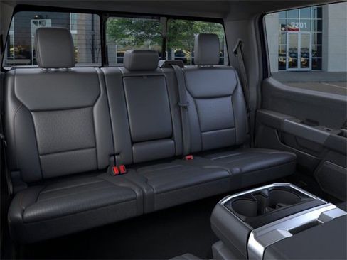 New 2025 Ford F150 Lariat w/ Equipment Group 501A Mid image 11