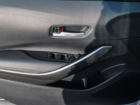 Certified 2023 Toyota Corolla SE image 21