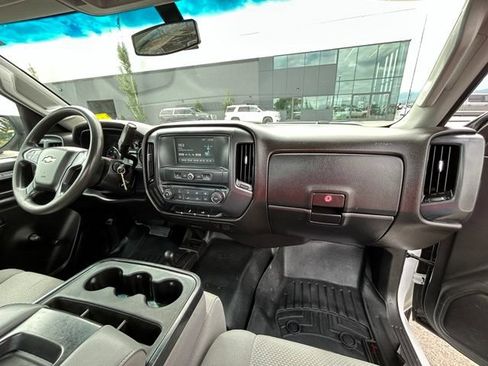 Used 2018 Chevrolet Silverado 2500 W/T w/ Snow Plow Prep Package AWD/4WD image 25