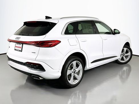 New 2025 Audi Q5 Premium Plus image 13