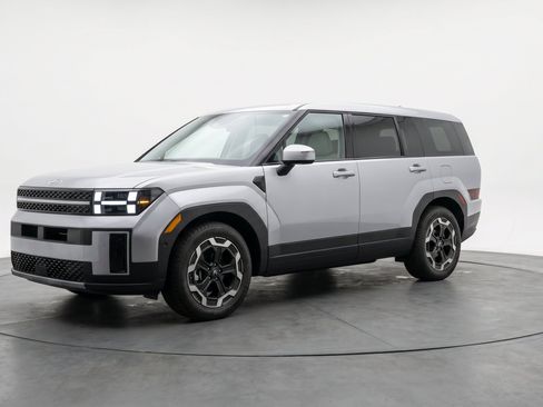 Used 2025 Hyundai Santa Fe SEL AWD/4WD image 3