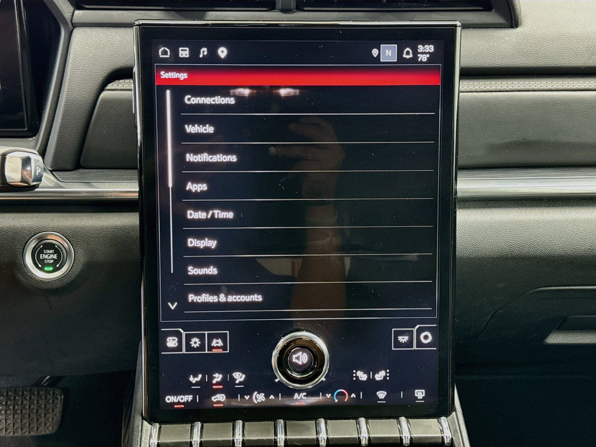 Used 2025 GMC Terrain Elevation AWD/4WD image 21