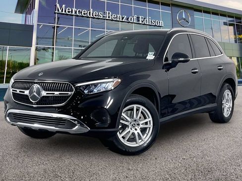 Certified 2023 Mercedes-Benz GLC 300 4MATIC image 9