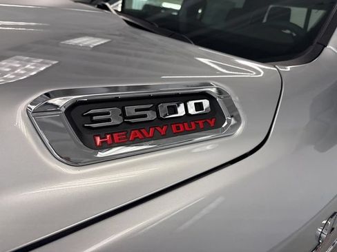 New 2026 RAM 3500 Laramie AWD/4WD image 5