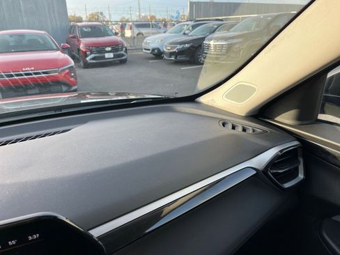 Used 2025 Chevrolet TrailBlazer LT image 33