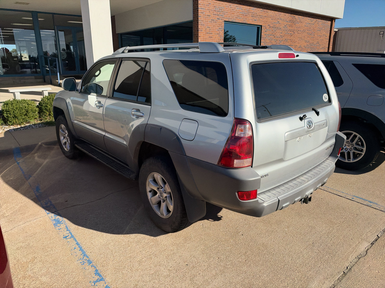 Used 2003 Toyota 4Runner Sport w/ 4Runner Convenience Pkg RWD image 18