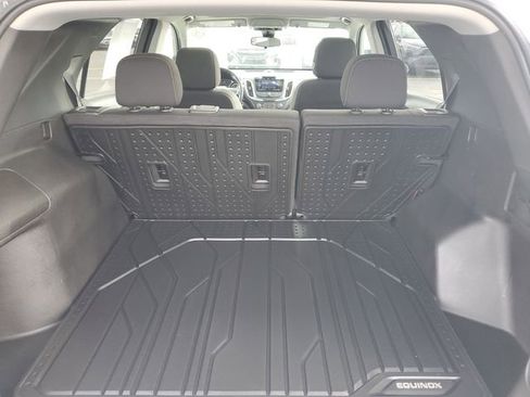 Used 2022 Chevrolet Equinox LT w/ LT True North Edition image 7