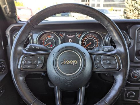 Used 2020 Jeep Wrangler Unlimited Sport AWD/4WD image 16