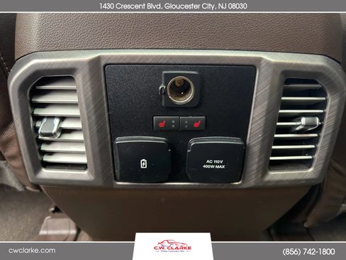 Used 2019 Ford F150 Limited w/ Trailer Tow Package image 34