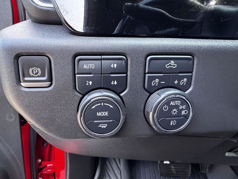 Certified 2022 Chevrolet Silverado 1500 LT Trail Boss w/ Protection Package AWD/4WD image 19