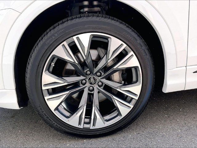Used 2026 Audi Q8 Premium Plus AWD/4WD image 9