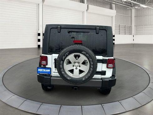 Used 2016 Jeep Wrangler Unlimited Sport AWD/4WD image 3
