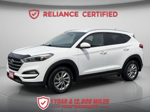 Used 2016 Hyundai Tucson SE w/ Option Group 02 AWD/4WD image 2