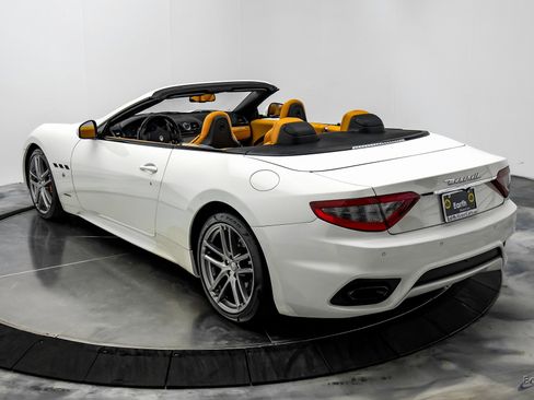 Used 2018 Maserati GranTurismo Sport image 13