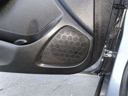 Used 2023 Chevrolet Malibu LT image 29