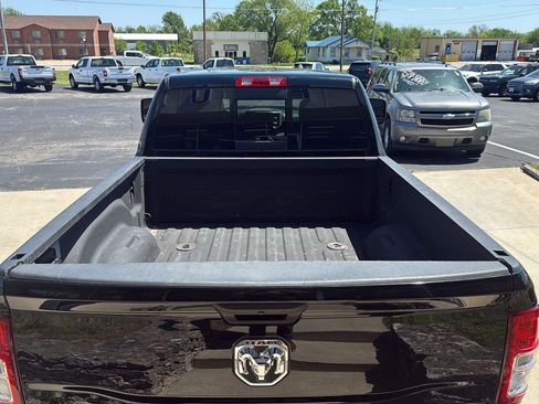 Used 2024 RAM 2500 Tradesman w/ Chrome Appearance Group AWD/4WD image 8