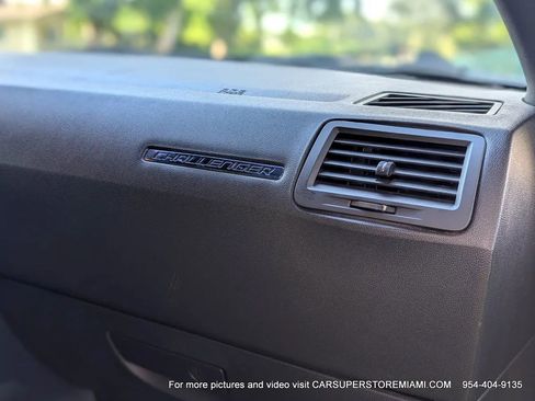 Used 2009 Dodge Challenger R/T image 61