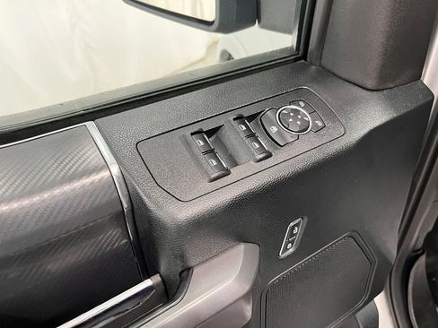 Used 2019 Ford F150 XLT w/ Equipment Group 302A Luxury AWD/4WD image 5