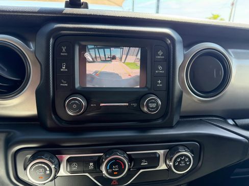 Used 2020 Jeep Gladiator Sport w/ Quick Order Package 24S AWD/4WD image 28