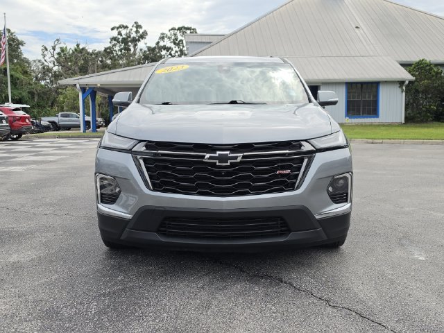 Used 2023 Chevrolet Traverse RS FWD image 9
