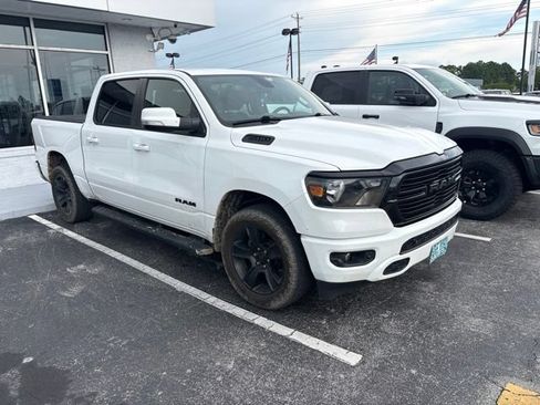 Used 2020 RAM 1500 Big Horn AWD/4WD image 1