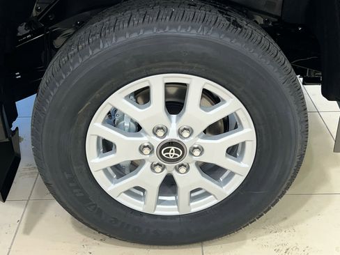 New 2026 Toyota Tacoma SR5 AWD/4WD image 5